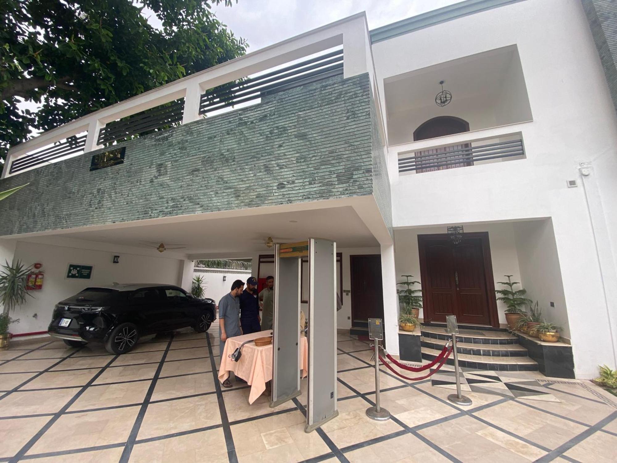 Envoy Express Hotel Islamabad Exterior photo